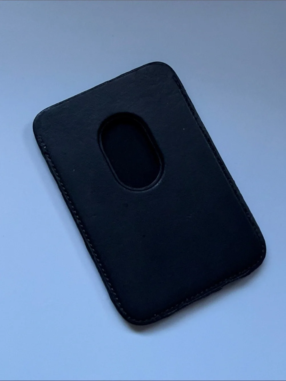 Apple iPhone Leather Wallet with MagSafe - Black / Midnight (in original box)